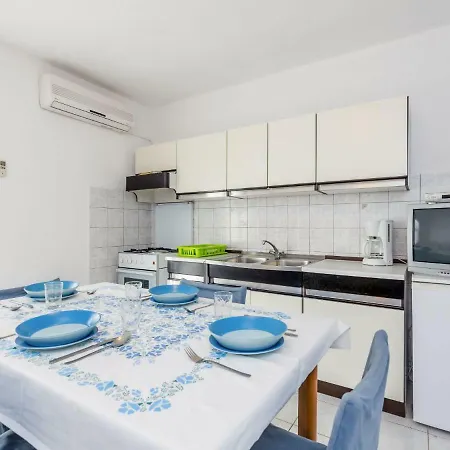 Apartment House Nikola